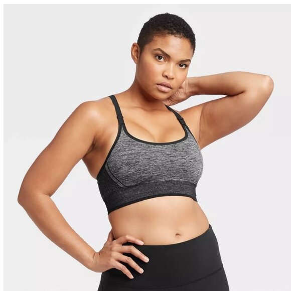 All in Motion Woman Sports Bra - Picture 1 of 11